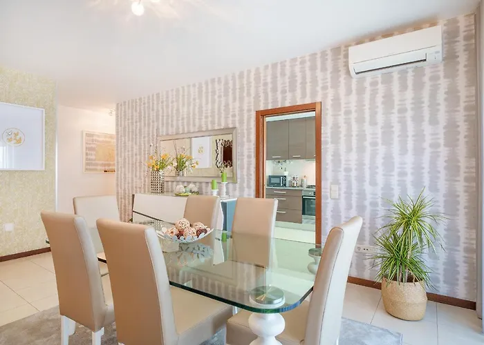 Alohouse Apartment *